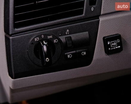 Синий БМВ Х3, объемом двигателя 2.5 л и пробегом 235 тыс. км за 6900 $, фото 17 на Automoto.ua