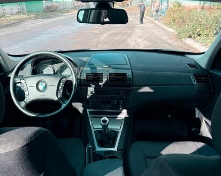 Синий БМВ Х3, объемом двигателя 2 л и пробегом 147 тыс. км за 4300 $, фото 5 на Automoto.ua