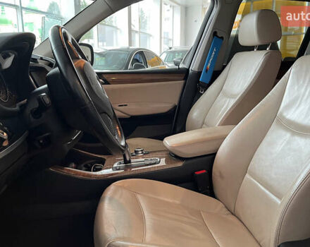 Синий БМВ Х3, объемом двигателя 3 л и пробегом 236 тыс. км за 12650 $, фото 8 на Automoto.ua