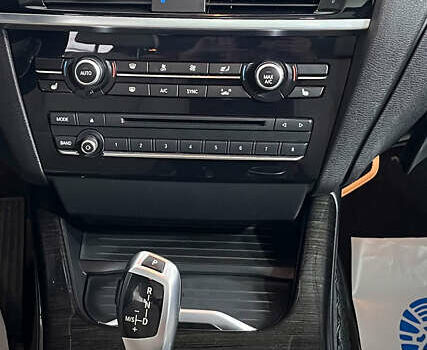 Синій БМВ Х3, об'ємом двигуна 2 л та пробігом 194 тис. км за 19950 $, фото 24 на Automoto.ua