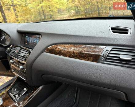 БМВ Х3 2016 в Броварах на Automoto.ua Синий БМВ Х3, объемом двигателя 2 л и пробегом 215 тыс. км за 20500 $, фото 9 на Automoto.ua