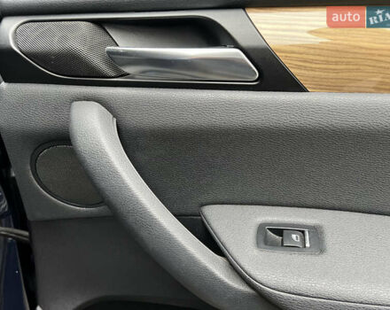 Синий БМВ Х3, объемом двигателя 2 л и пробегом 251 тыс. км за 16800 $, фото 27 на Automoto.ua