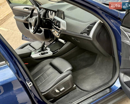 Синій БМВ Х3, об'ємом двигуна 2 л та пробігом 140 тис. км за 29900 $, фото 45 на Automoto.ua