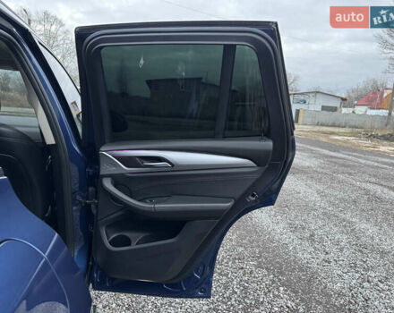 Синій БМВ Х3, об'ємом двигуна 2 л та пробігом 142 тис. км за 29300 $, фото 41 на Automoto.ua