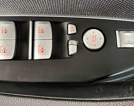 Синий БМВ Х3, объемом двигателя 2 л и пробегом 163 тыс. км за 32950 $, фото 49 на Automoto.ua