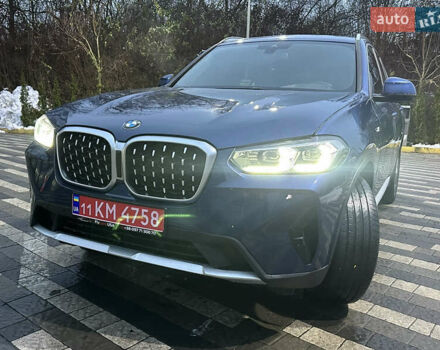 Синій БМВ Х3, об'ємом двигуна 2 л та пробігом 52 тис. км за 33900 $, фото 4 на Automoto.ua