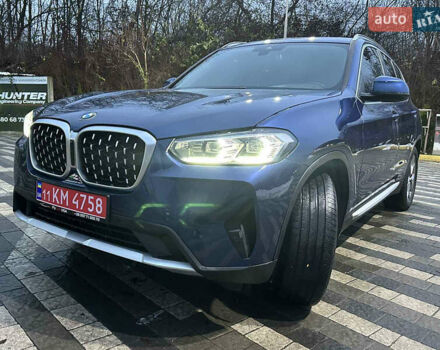 Синій БМВ Х3, об'ємом двигуна 2 л та пробігом 52 тис. км за 33900 $, фото 3 на Automoto.ua