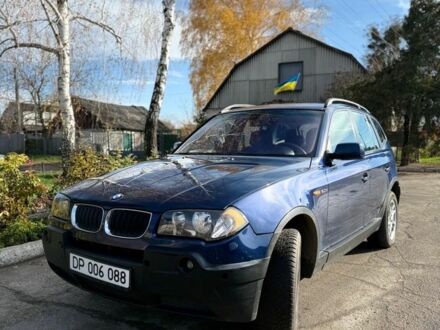 Синий БМВ Х3, объемом двигателя 2 л и пробегом 147 тыс. км за 4300 $, фото 1 на Automoto.ua