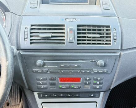 Зеленый БМВ Х3, объемом двигателя 2 л и пробегом 330 тыс. км за 5500 $, фото 4 на Automoto.ua