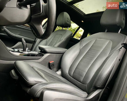 Черный БМВ X4 M, объемом двигателя 2.99 л и пробегом 33 тыс. км за 52800 $, фото 19 на Automoto.ua