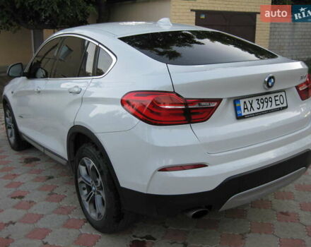 Белый БМВ Х4, объемом двигателя 2 л и пробегом 108 тыс. км за 30000 $, фото 3 на Automoto.ua