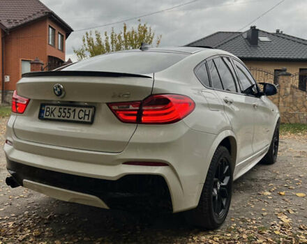 Белый БМВ Х4, объемом двигателя 2 л и пробегом 270 тыс. км за 22500 $, фото 6 на Automoto.ua