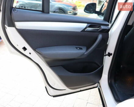 БМВ Х4 2015 в Львове на Automoto.ua Белый БМВ Х4, объемом двигателя 2 л и пробегом 245 тыс. км за 21900 $, фото 31 на Automoto.ua