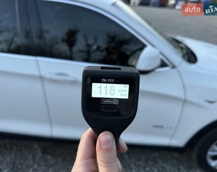 Белый БМВ Х4, объемом двигателя 2 л и пробегом 122 тыс. км за 22500 $, фото 28 на Automoto.ua