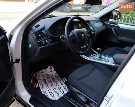 БМВ Х4 2015 в Львове на Automoto.ua Белый БМВ Х4, объемом двигателя 2 л и пробегом 245 тыс. км за 21900 $, фото 13 на Automoto.ua