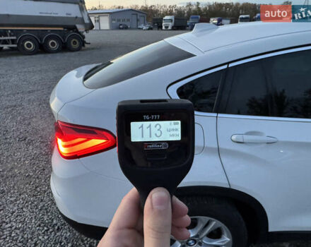 Белый БМВ Х4, объемом двигателя 2 л и пробегом 122 тыс. км за 22500 $, фото 26 на Automoto.ua