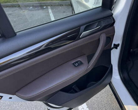 Белый БМВ Х4, объемом двигателя 2 л и пробегом 218 тыс. км за 22500 $, фото 10 на Automoto.ua