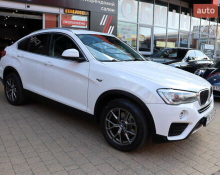 БМВ Х4 2015 в Львове на Automoto.ua Белый БМВ Х4, объемом двигателя 2 л и пробегом 245 тыс. км за 21900 $, фото 5 на Automoto.ua