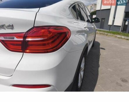 Белый БМВ Х4, объемом двигателя 2 л и пробегом 200 тыс. км за 19300 $, фото 5 на Automoto.ua