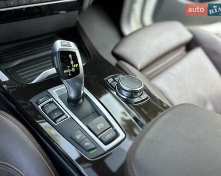 Белый БМВ Х4, объемом двигателя 2 л и пробегом 63 тыс. км за 27700 $, фото 45 на Automoto.ua