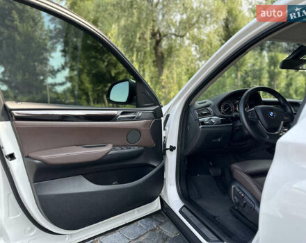 Белый БМВ Х4, объемом двигателя 2 л и пробегом 63 тыс. км за 27700 $, фото 31 на Automoto.ua