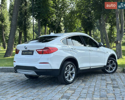 Белый БМВ Х4, объемом двигателя 2 л и пробегом 63 тыс. км за 27700 $, фото 23 на Automoto.ua