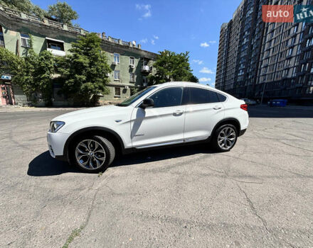 Белый БМВ Х4, объемом двигателя 2 л и пробегом 114 тыс. км за 27600 $, фото 3 на Automoto.ua