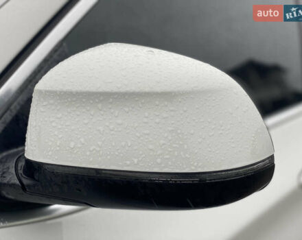 БМВ Х4 2016 у Києві на Automoto.ua Білий БМВ Х4, об'ємом двигуна 2 л та пробігом 114 тис. км за 23800 $, фото 3 на Automoto.ua