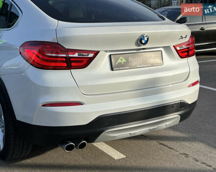БМВ Х4 2016 у Києві на Automoto.ua Білий БМВ Х4, об'ємом двигуна 2 л та пробігом 106 тис. км за 21900 $, фото 12 на Automoto.ua