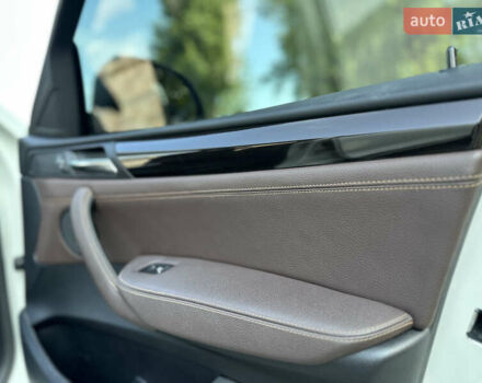 Белый БМВ Х4, объемом двигателя 2 л и пробегом 63 тыс. км за 27700 $, фото 63 на Automoto.ua