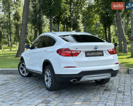 Белый БМВ Х4, объемом двигателя 2 л и пробегом 63 тыс. км за 27700 $, фото 13 на Automoto.ua