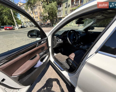 Белый БМВ Х4, объемом двигателя 2 л и пробегом 114 тыс. км за 27600 $, фото 9 на Automoto.ua