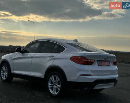 Белый БМВ Х4, объемом двигателя 2 л и пробегом 140 тыс. км за 17800 $, фото 5 на Automoto.ua