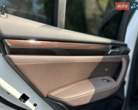 Белый БМВ Х4, объемом двигателя 2 л и пробегом 63 тыс. км за 27700 $, фото 51 на Automoto.ua