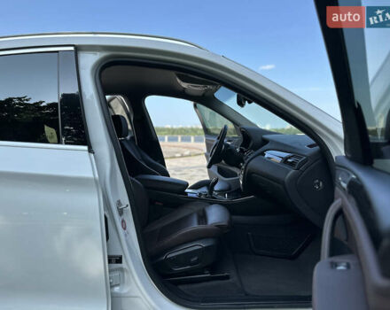 Белый БМВ Х4, объемом двигателя 2 л и пробегом 63 тыс. км за 27700 $, фото 65 на Automoto.ua