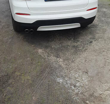 Белый БМВ Х4, объемом двигателя 2 л и пробегом 165 тыс. км за 26500 $, фото 24 на Automoto.ua