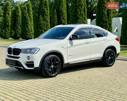 Белый БМВ Х4, объемом двигателя 2 л и пробегом 176 тыс. км за 25400 $, фото 4 на Automoto.ua