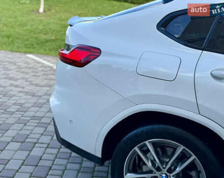 БМВ Х4 2018 у Чернівцях на Automoto.ua Білий БМВ Х4, об'ємом двигуна 2 л та пробігом 205 тис. км за 40000 $, фото 18 на Automoto.ua