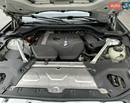 Белый БМВ Х4, объемом двигателя 2 л и пробегом 113 тыс. км за 39300 $, фото 36 на Automoto.ua