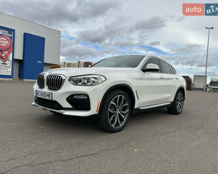 Белый БМВ Х4, объемом двигателя 2 л и пробегом 113 тыс. км за 39300 $, фото 1 на Automoto.ua
