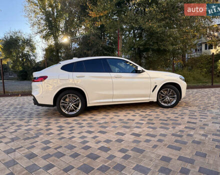 Белый БМВ Х4, объемом двигателя 2 л и пробегом 81 тыс. км за 49900 $, фото 1 на Automoto.ua