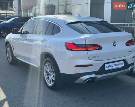 Белый БМВ Х4, объемом двигателя 2 л и пробегом 94 тыс. км за 46736 $, фото 3 на Automoto.ua