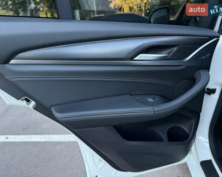 Білий БМВ Х4, об'ємом двигуна 2 л та пробігом 13 тис. км за 53500 $, фото 62 на Automoto.ua