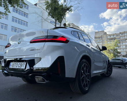 Белый БМВ Х4, объемом двигателя 2 л и пробегом 12 тыс. км за 55999 $, фото 11 на Automoto.ua