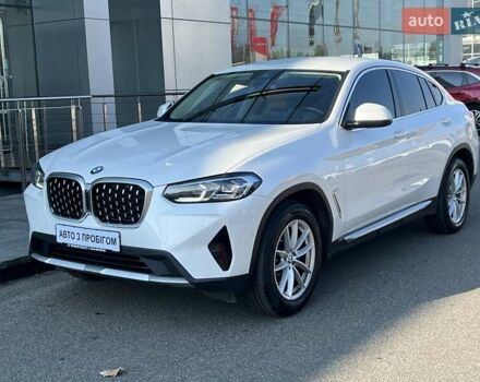 Белый БМВ Х4, объемом двигателя 2 л и пробегом 94 тыс. км за 46736 $, фото 1 на Automoto.ua