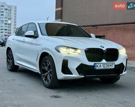 Белый БМВ Х4, объемом двигателя 2 л и пробегом 8 тыс. км за 64777 $, фото 2 на Automoto.ua