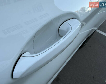Белый БМВ Х4, объемом двигателя 2 л и пробегом 13 тыс. км за 51500 $, фото 23 на Automoto.ua