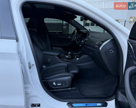 Белый БМВ Х4, объемом двигателя 2 л и пробегом 13 тыс. км за 51500 $, фото 35 на Automoto.ua