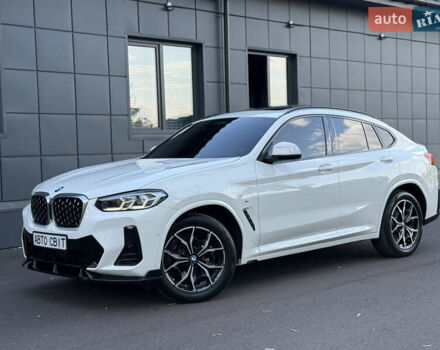 Белый БМВ Х4, объемом двигателя 2 л и пробегом 12 тыс. км за 55999 $, фото 2 на Automoto.ua