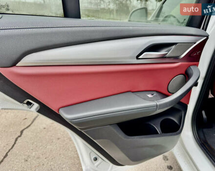 Белый БМВ Х4, объемом двигателя 3 л и пробегом 31 тыс. км за 55000 $, фото 27 на Automoto.ua